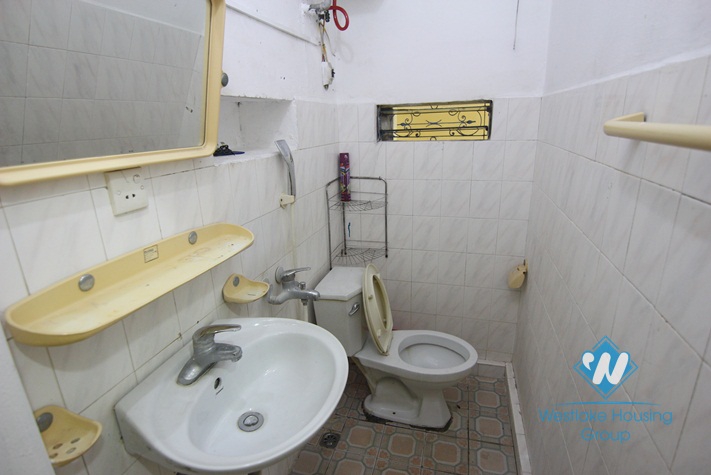 A cheap house for rent in Au co, Tay ho, Ha noi